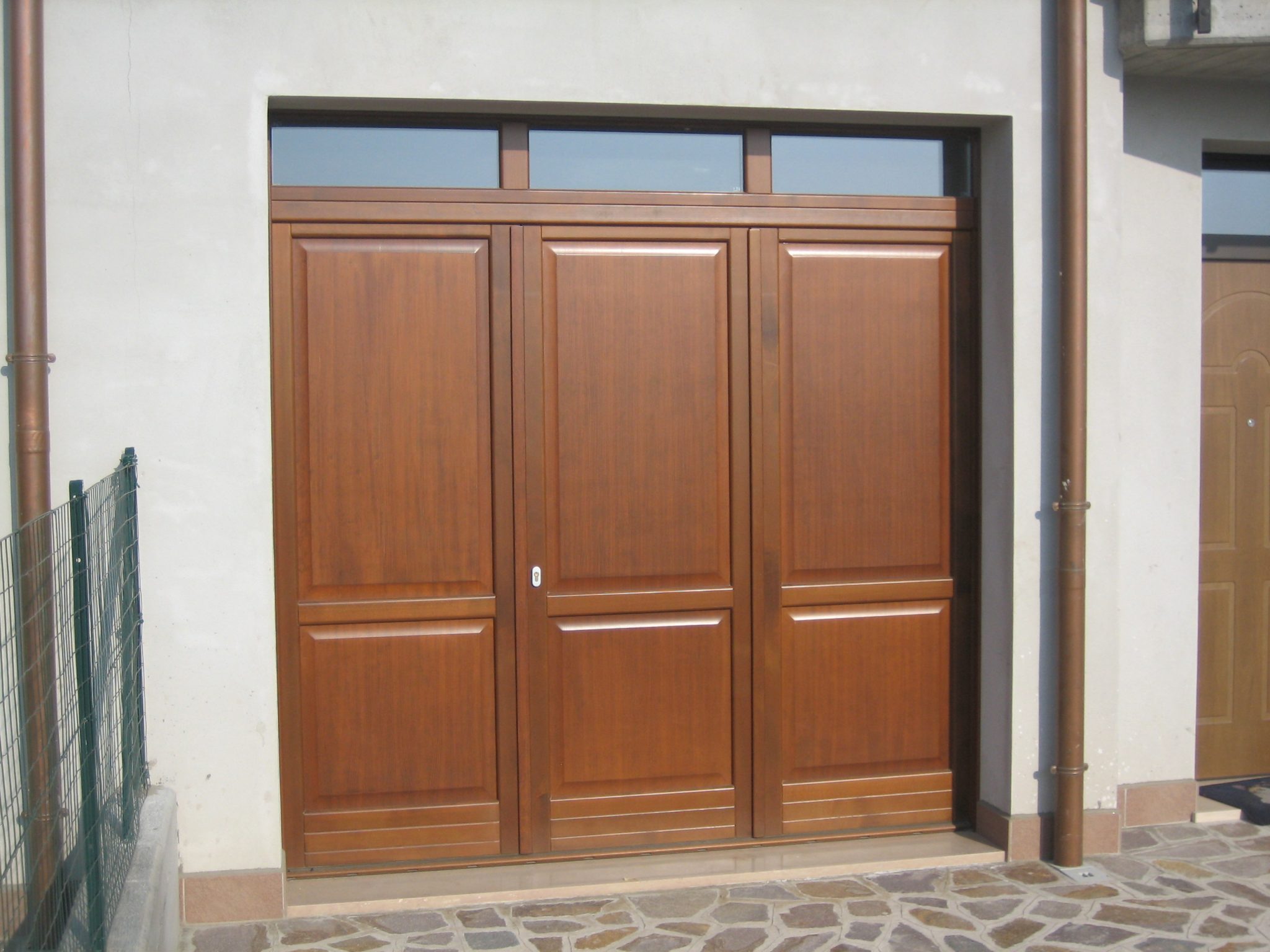 Falegnameria Pirondini - Porte d'ingresso in legno